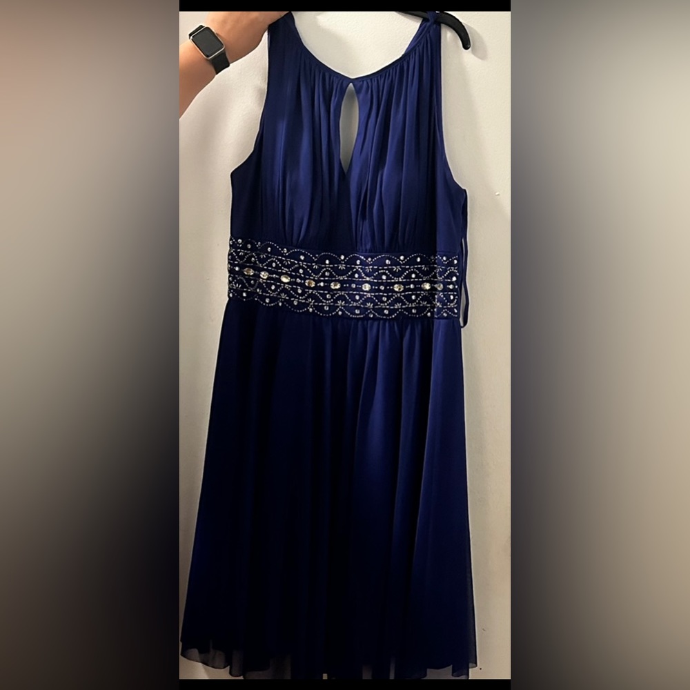 La nouvelle renaissance size 14 blue . Prom dress special dinner